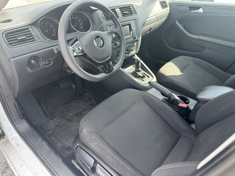 Volkswagen Jetta 2016 price $7,859