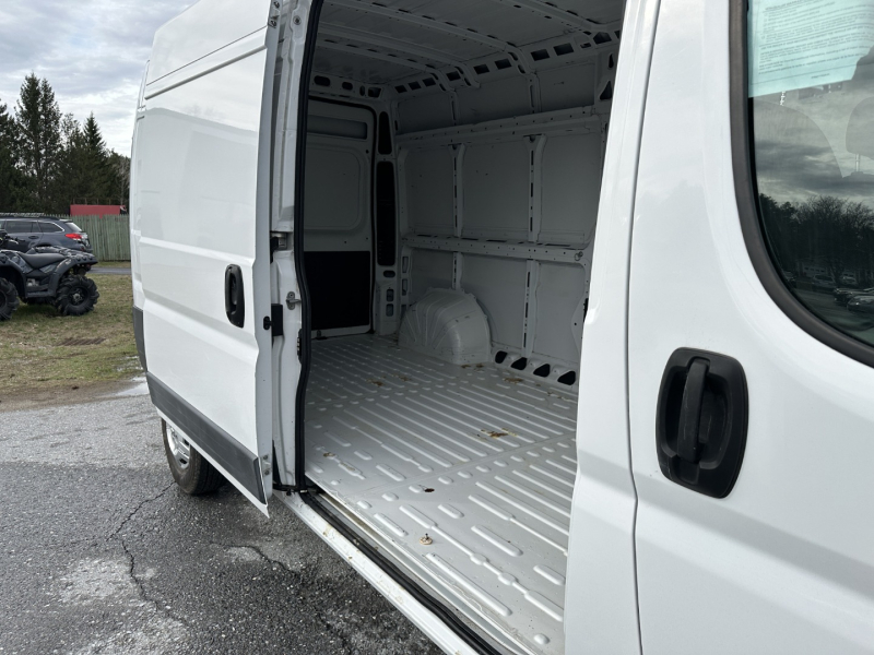 RAM ProMaster Cargo Van 2014 price $24,895