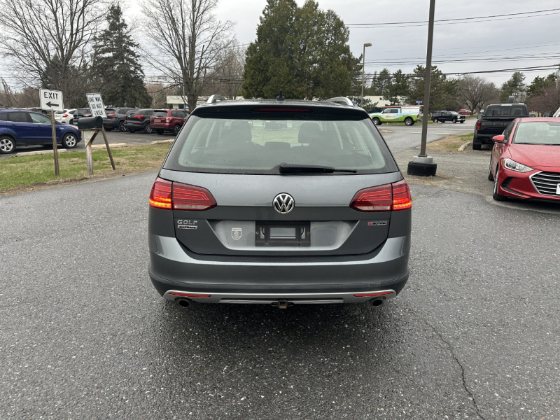 Volkswagen Golf Alltrack SE 2019 price $22,995