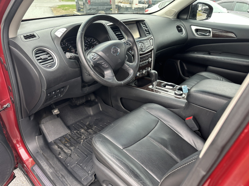 Nissan Pathfinder 2014 price $9,895