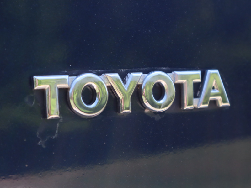 Toyota Camry 2002 price $5,900