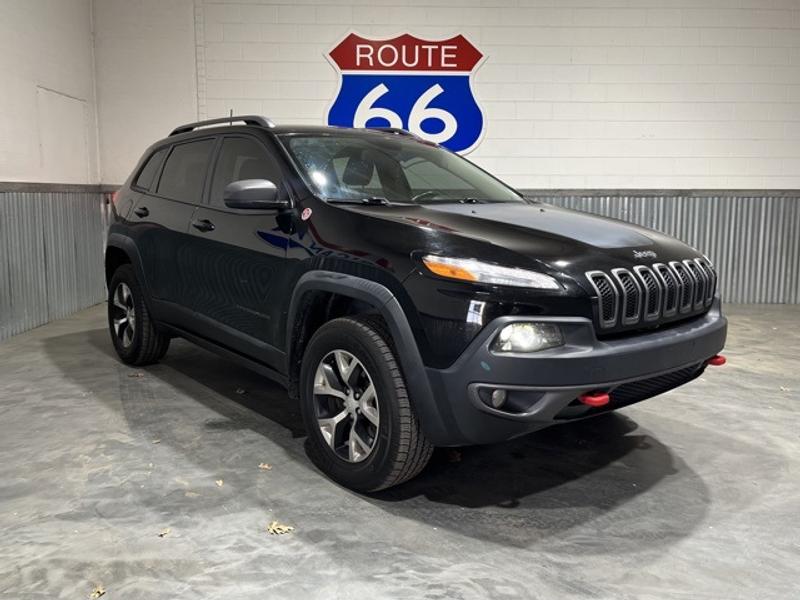 Jeep Cherokee 2018 price $15,988