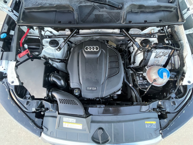 Audi Q5 2018 price $13,990
