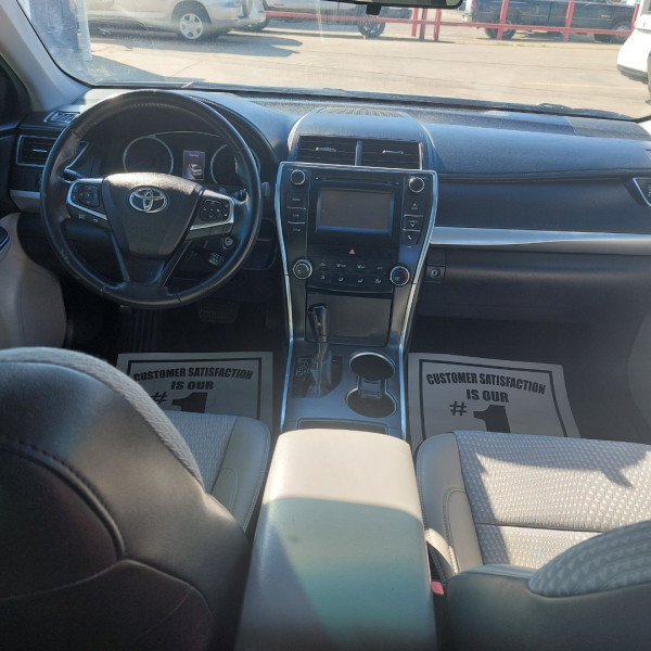 Toyota Camry 2015 price $15,899