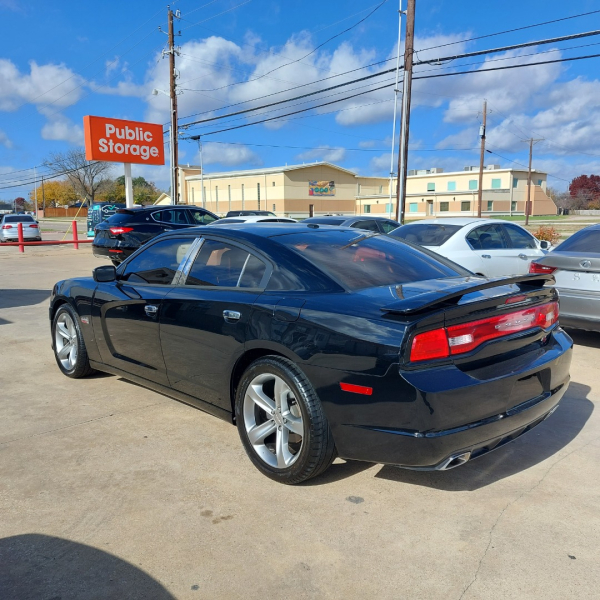 Dodge Charger 2014 price $14,899