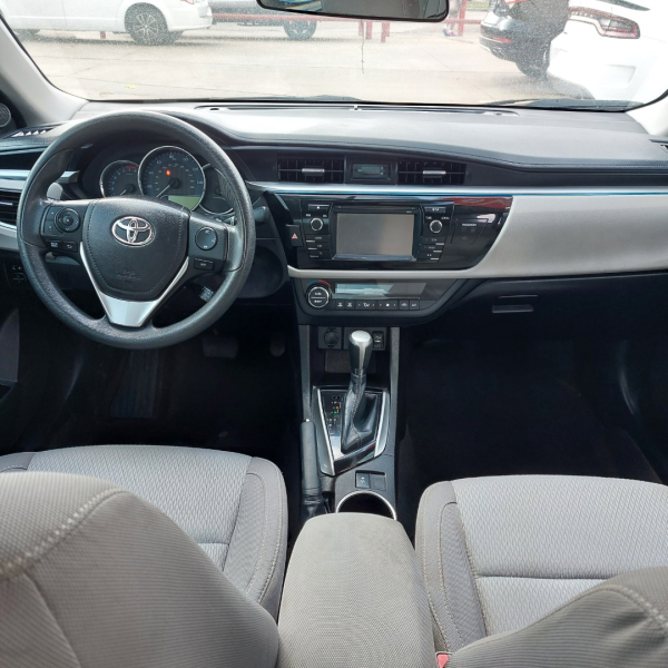 Toyota Corolla 2016 price $15,499