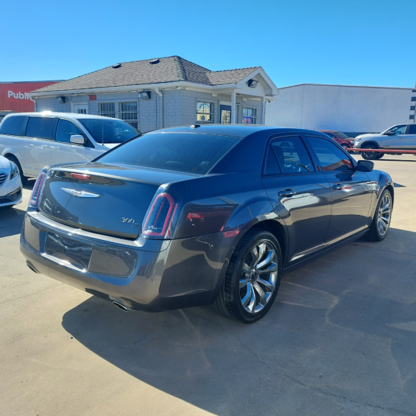 Chrysler 300 2014 price $15,499