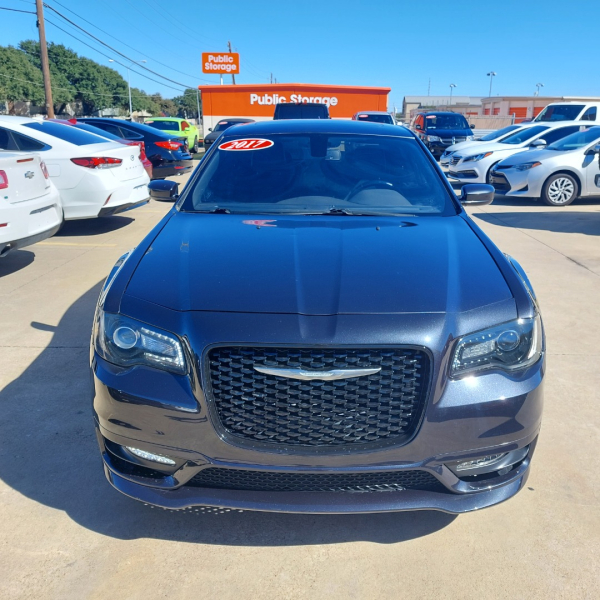 Chrysler 300 2017 price $17,899