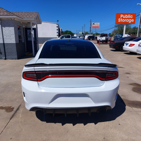 Dodge Charger 2016 price $15,899
