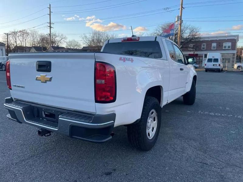 Chevrolet Colorado 2019 price $13,990