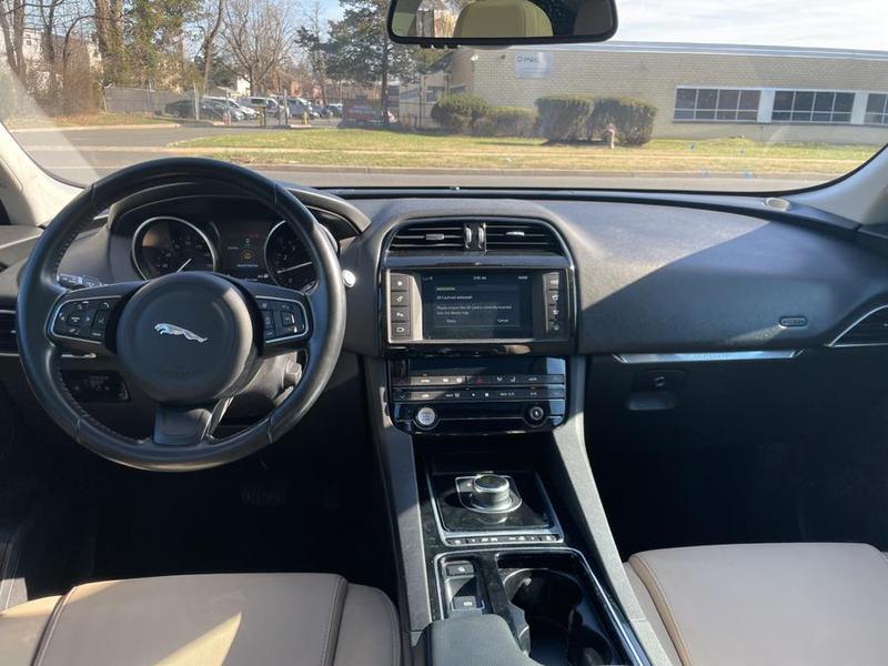 Jaguar F-PACE 2018 price $15,990