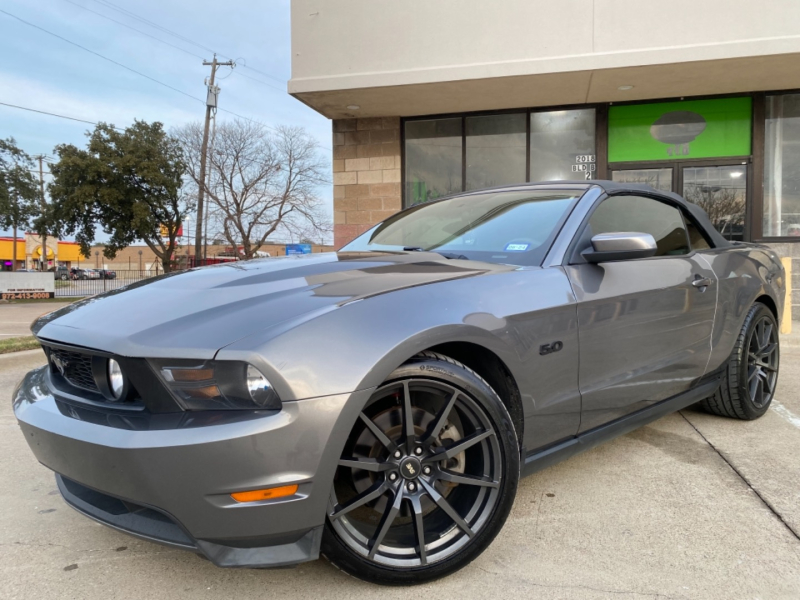 Ford Mustang 2011 price $8,998