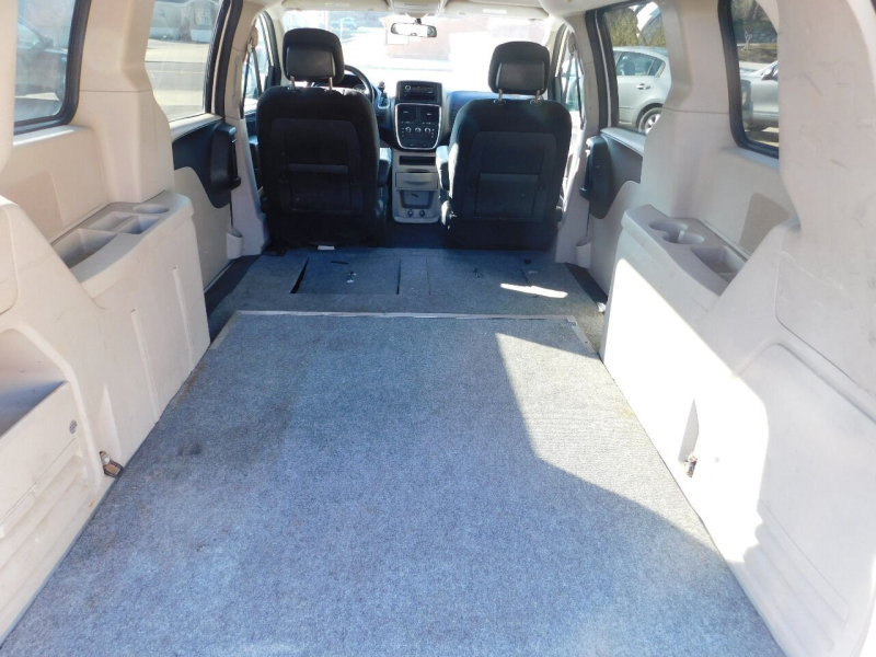 Dodge Grand Caravan 2011 price $4,990
