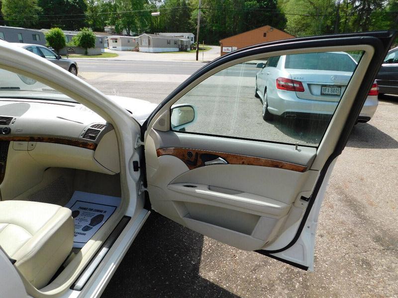 Mercedes-Benz E-Class 2005 price $3,990