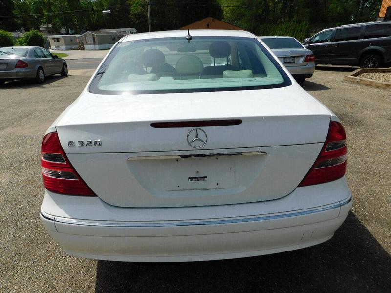 Mercedes-Benz E-Class 2005 price $3,990