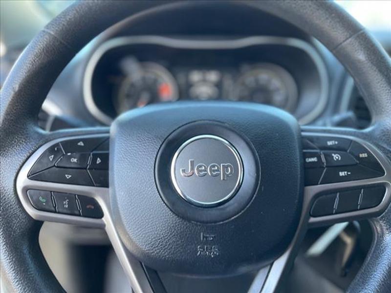 Jeep Cherokee 2019 price $16,888