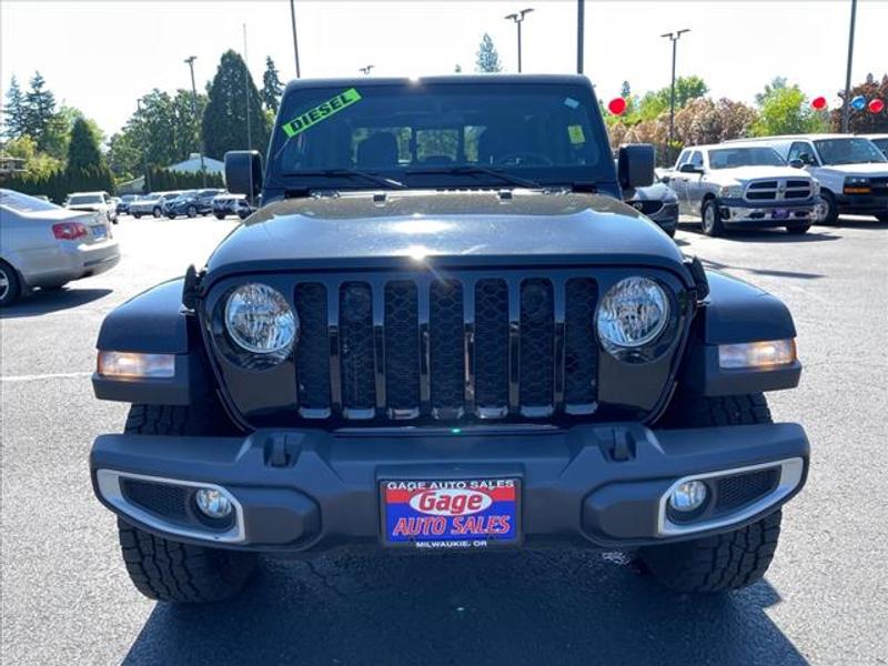Jeep Gladiator 2022 price $38,460