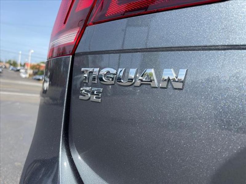 Volkswagen Tiguan 2021 price $22,460