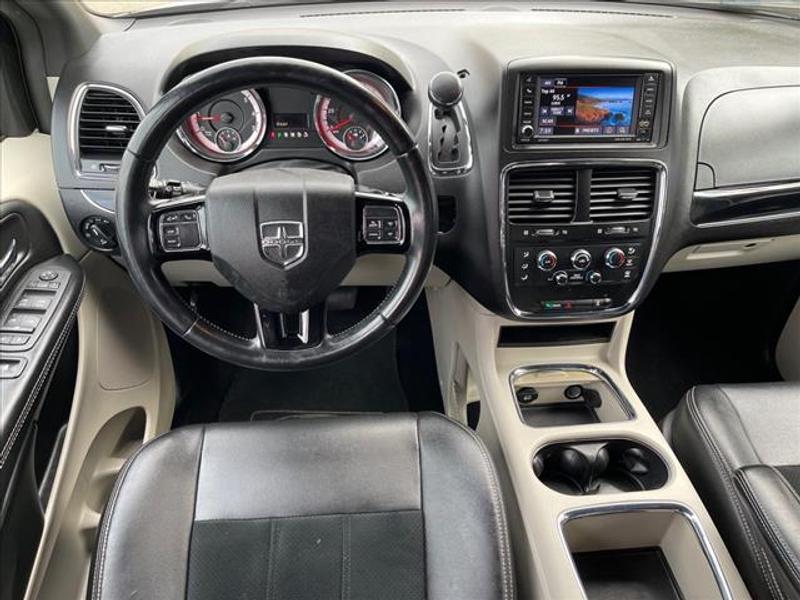 Dodge Grand Caravan 2018 price $13,888