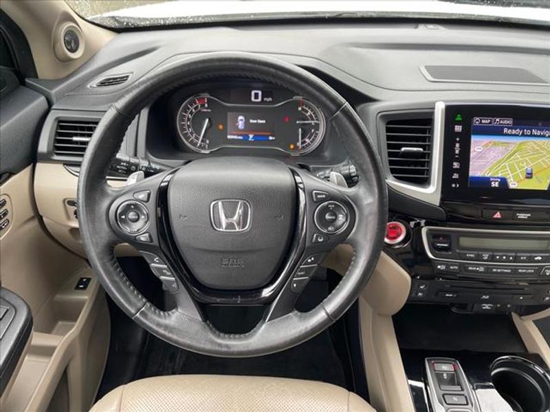 Honda Pilot 2016 price $28,460