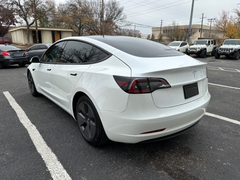 Tesla Model 3 2021 price $33,999