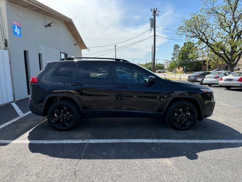 Jeep Cherokee 2017 price $12,499