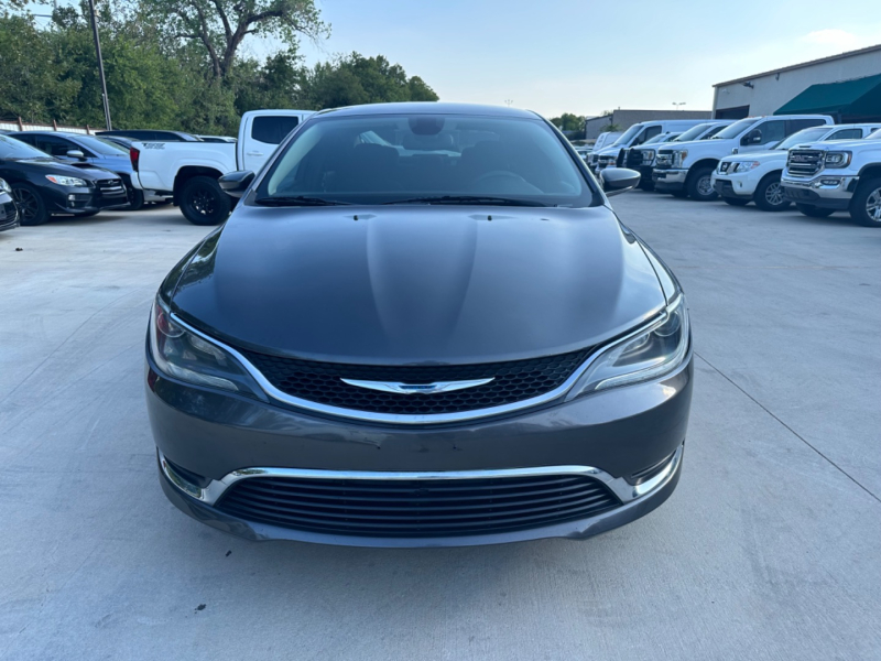 Chrysler 200-Series 2015 price $10,999