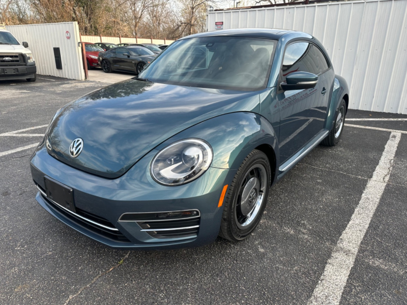 Volkswagen Beetle 2018 price $14,499