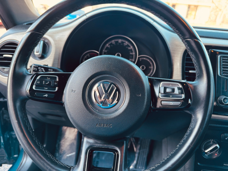 Volkswagen Beetle 2018 price $14,499