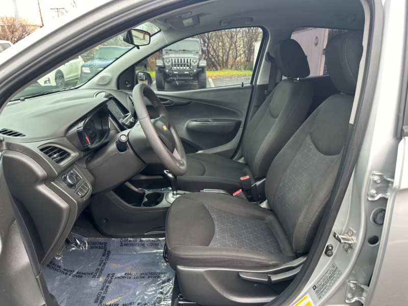 Chevrolet Spark 2019 price $8,999