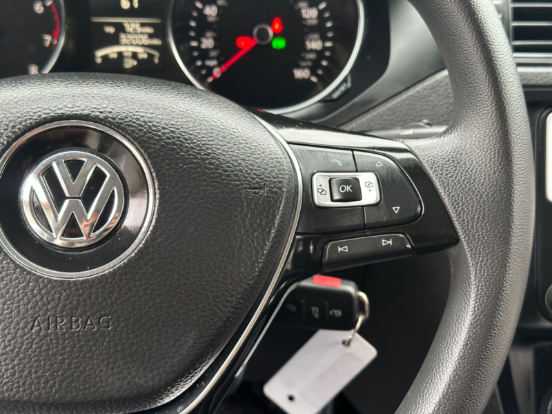 Volkswagen Jetta 2016 price $10,999