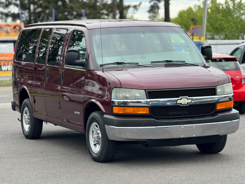 Chevrolet Express Passenger 2003 price $9,995