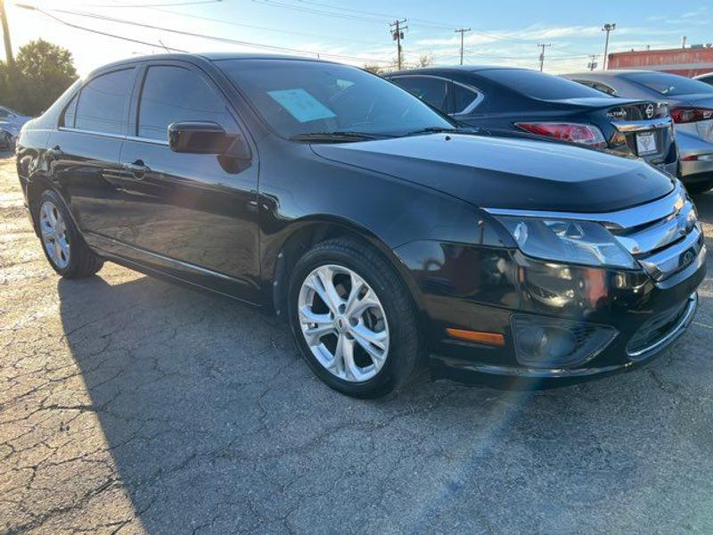 Ford Fusion 2012 price $8,999
