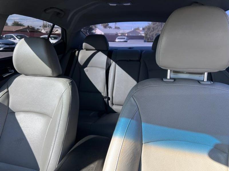 Kia Optima 2015 price $9,999