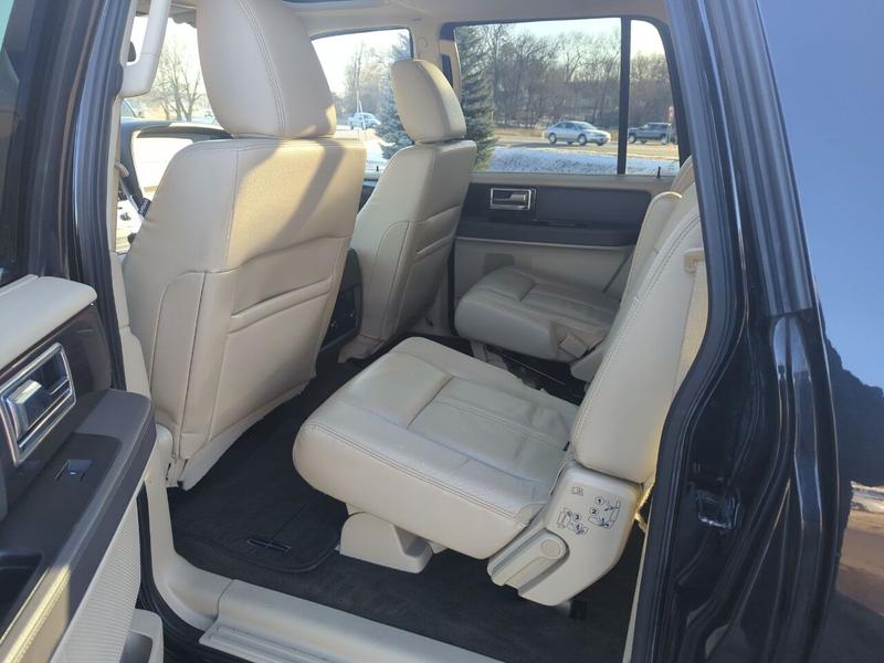 Lincoln Navigator L 2015 price $14,995