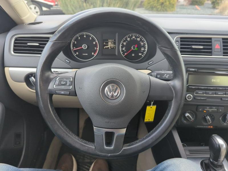 Volkswagen Jetta 2014 price $11,995