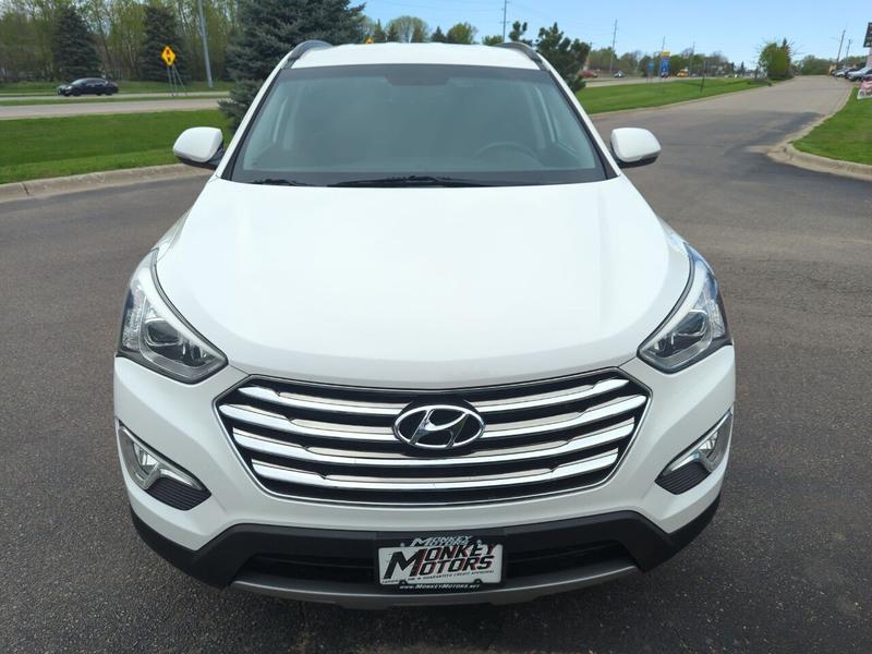 Hyundai Santa Fe 2014 price $13,995