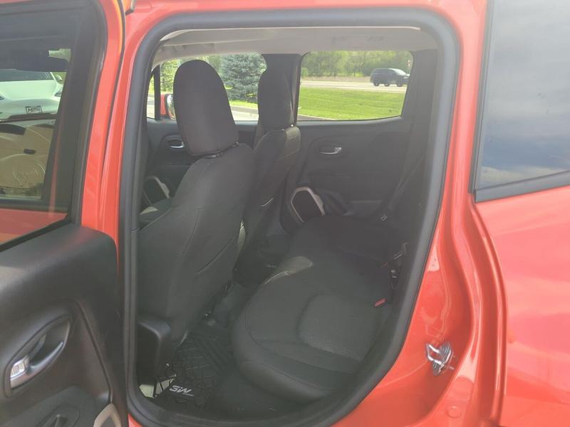 Jeep Renegade 2017 price $12,995