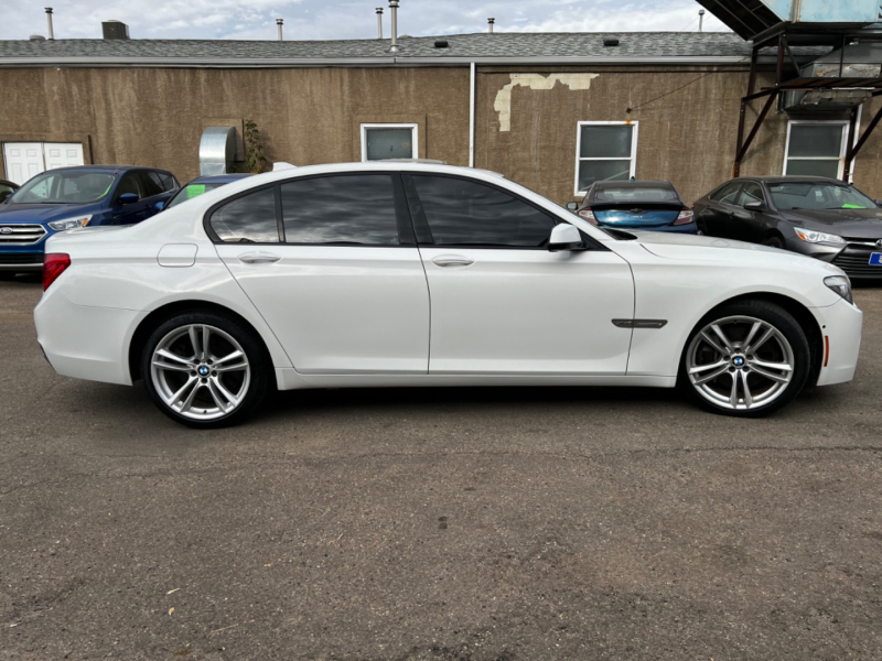 BMW 7-Series 2012 price $21,999