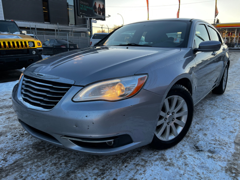 Chrysler 200 2014 price $7,999