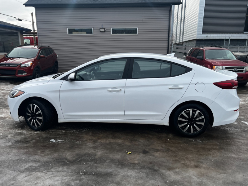 Hyundai Elantra 2018 price $10,999