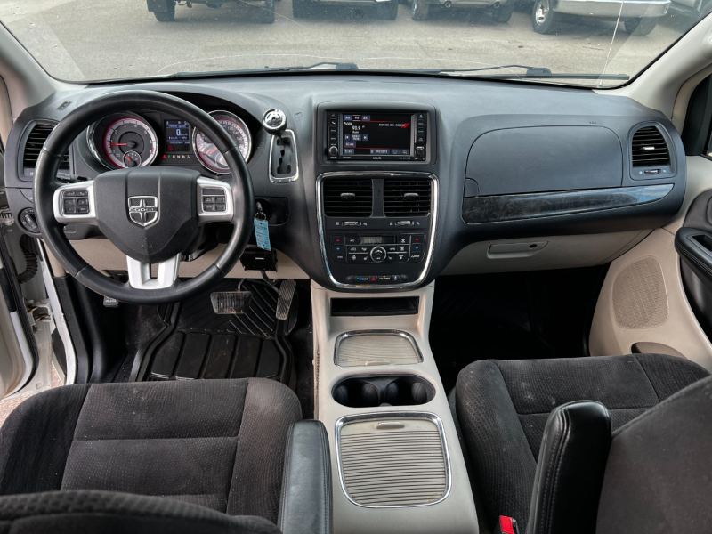 Dodge Grand Caravan 2014 price $8,999