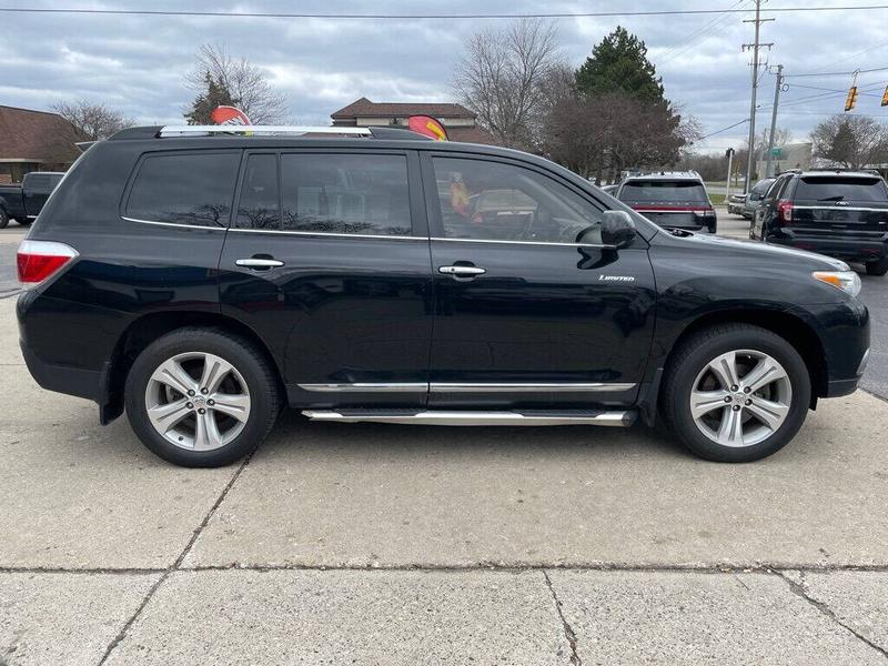 Toyota Highlander 2013 price Call for Pricing.