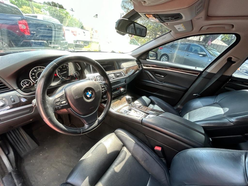 BMW 5-Series 2015 price $18,475
