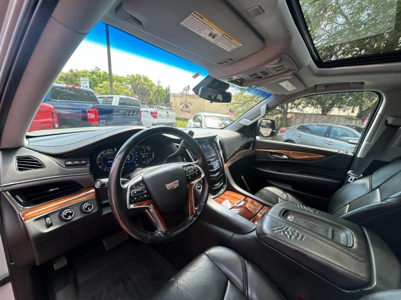 Cadillac Escalade ESV 2017 price $26,999