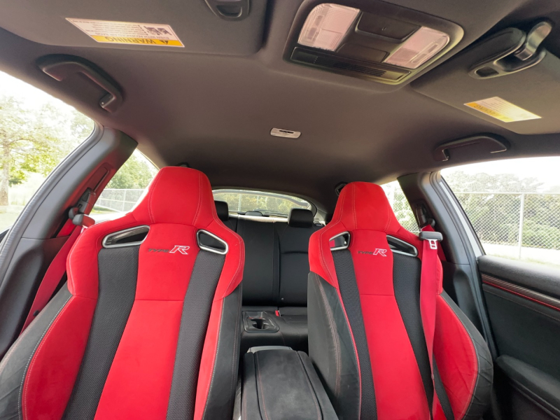 Honda Civic Type R 2018 price $7,000