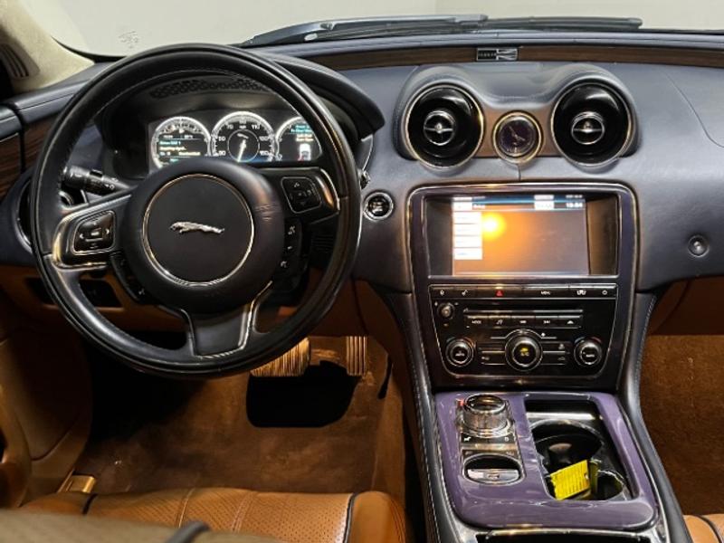 Jaguar XJ-Series 2012 price $0