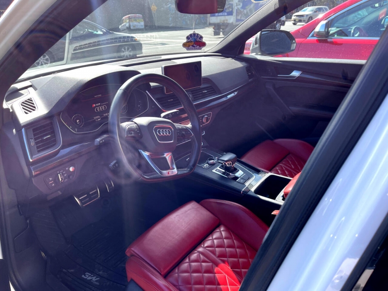 Audi SQ5 2018 price $27,995