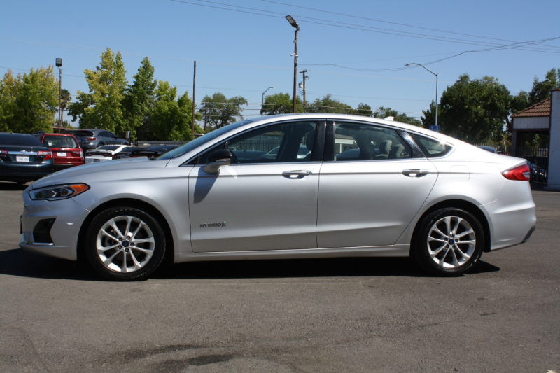 Ford Fusion Hybrid 2019 price $11,990