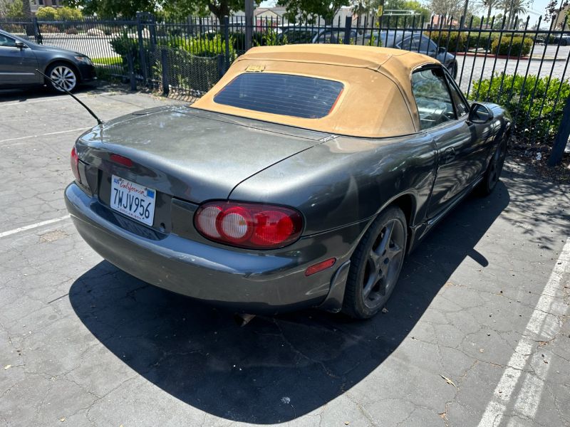 Mazda MX-5 Miata 2002 price $0